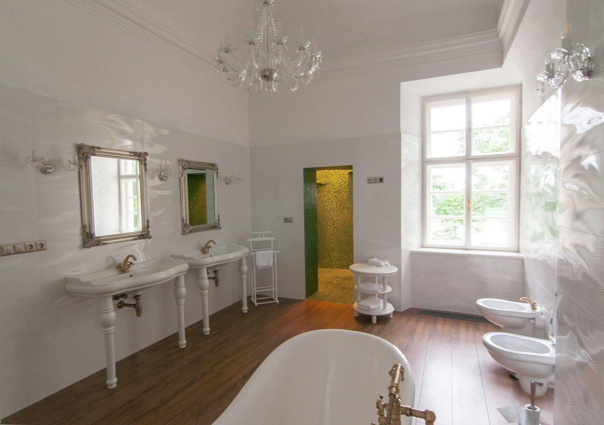 Zámek Hotel Jeseník nad Odrou